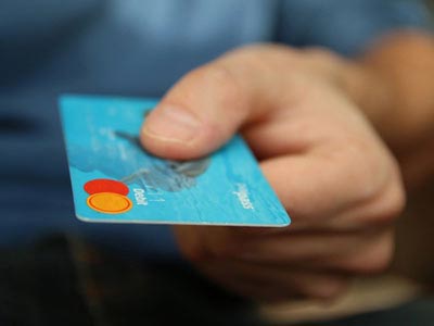 轰炸电话网页版